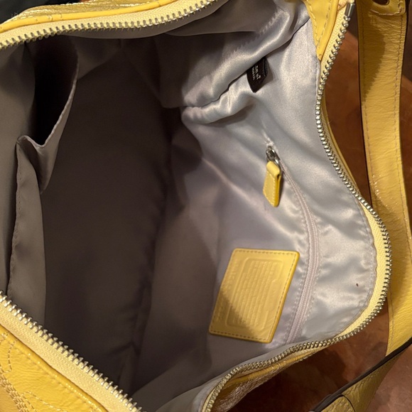 Coach Yellow Leather Shoulder Bag - Picture 5 of 7